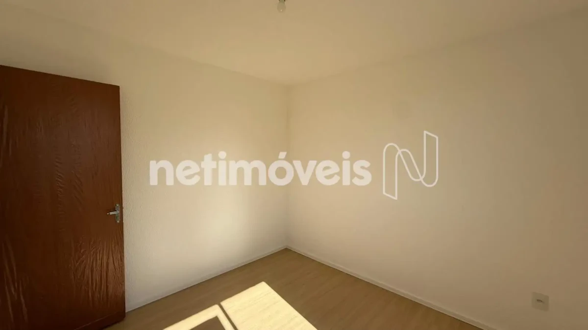 Apartamento para Venda com 2 quartos no bairro dos Mangues