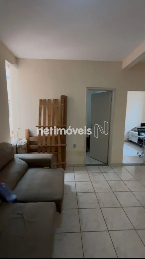 Apartamento para Venda com 2 quartos no bairro João Gordo