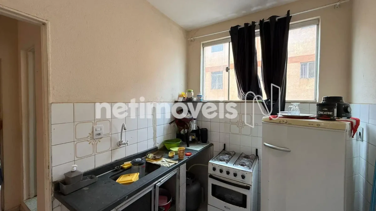 Apartamento para Venda com 2 quartos no bairro João Gordo
