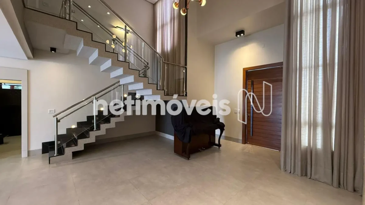 Casa para Venda com 4 quartos no bairro Gran Royalle Pirâmide
