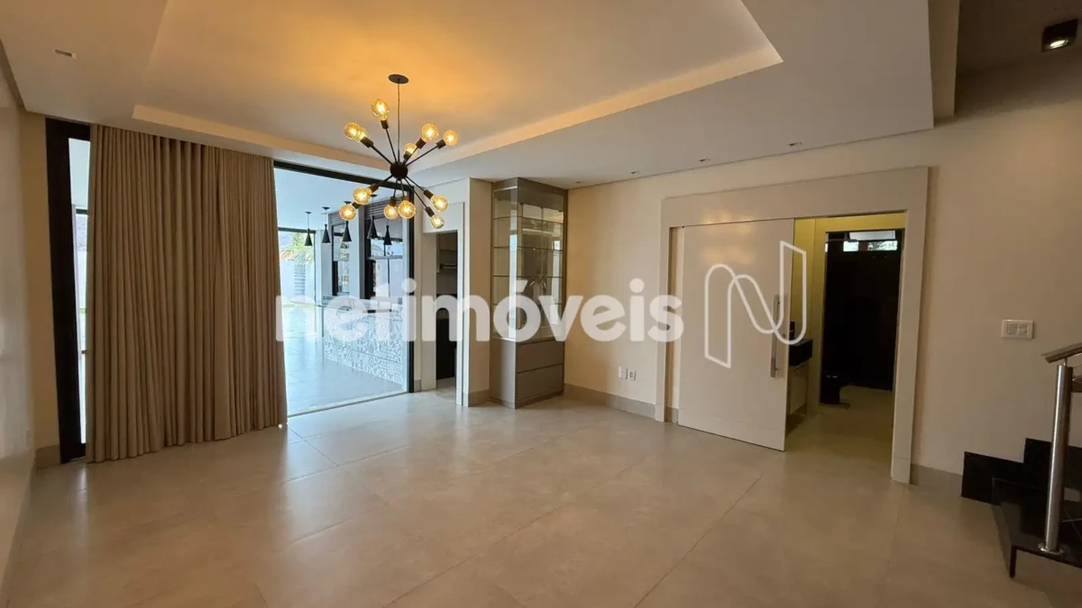 Casa para Venda com 4 quartos no bairro Gran Royalle Pirâmide