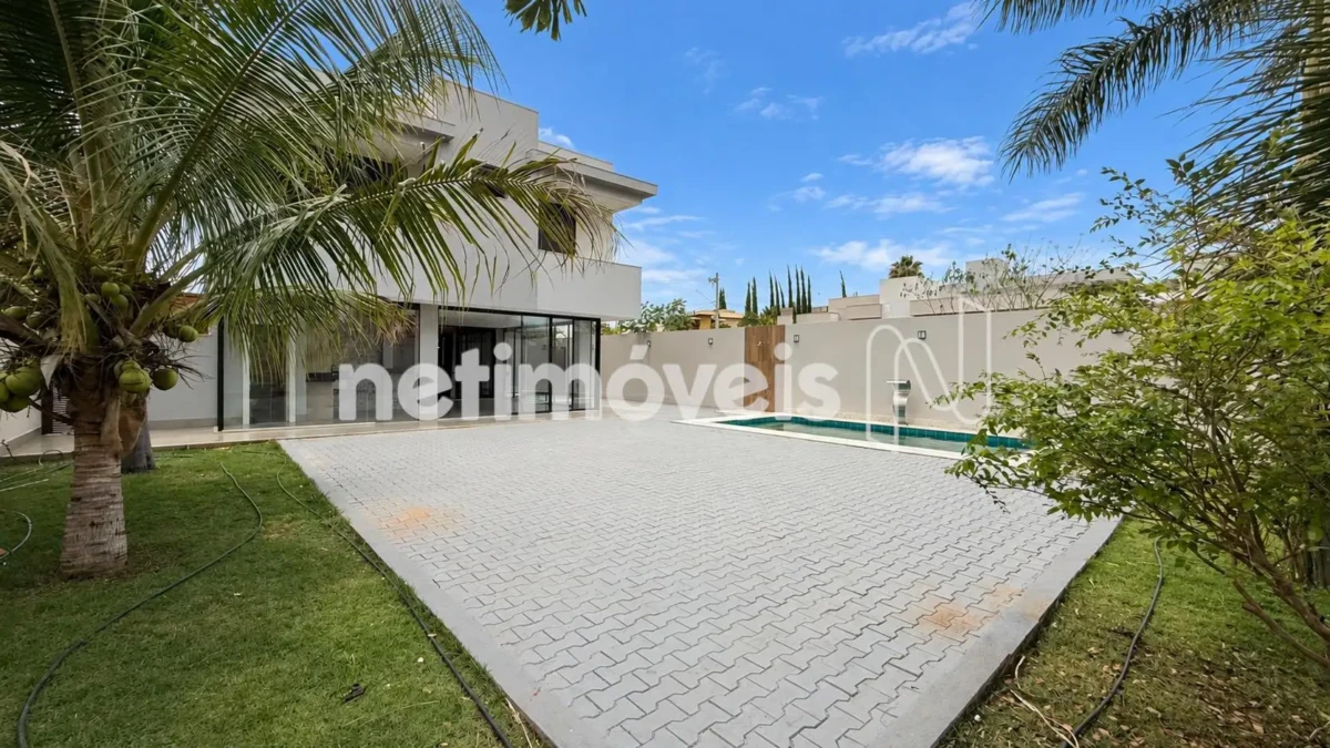 Casa para Venda com 4 quartos no bairro Gran Royalle Pirâmide