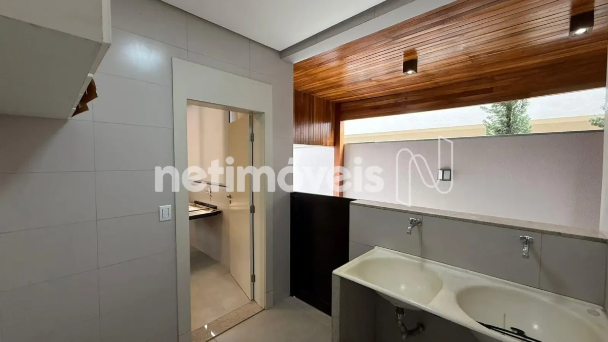 Casa para Venda com 4 quartos no bairro Gran Royalle Pirâmide
