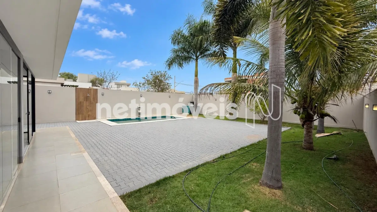 Casa para Venda com 4 quartos no bairro Gran Royalle Pirâmide