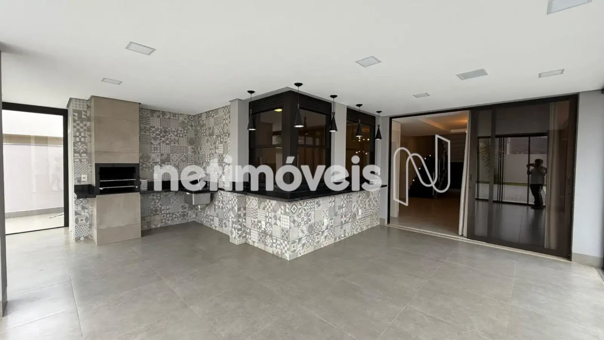 Casa para Venda com 4 quartos no bairro Gran Royalle Pirâmide