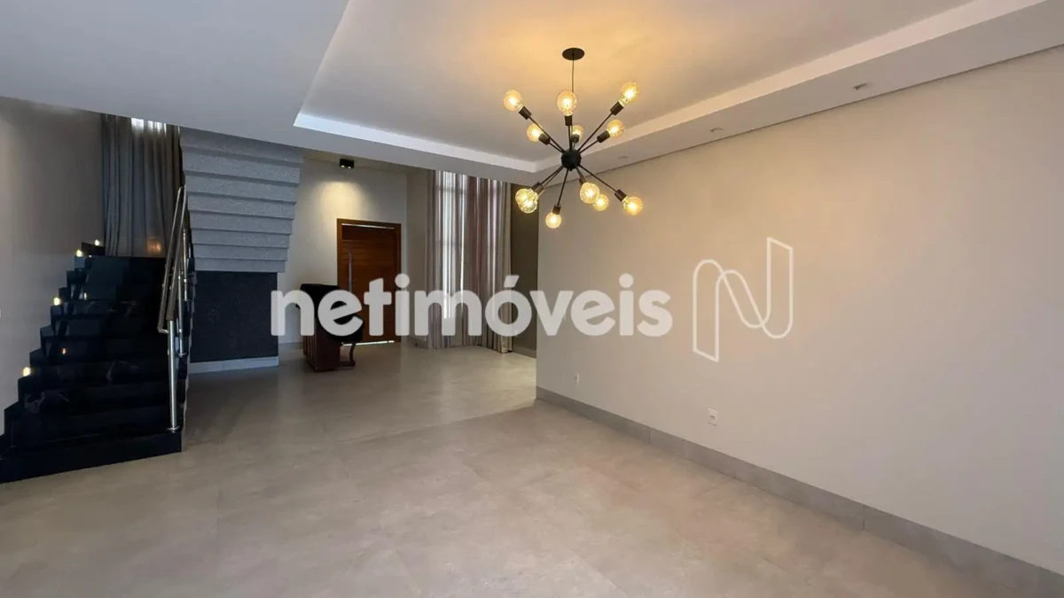 Casa para Venda com 4 quartos no bairro Gran Royalle Pirâmide