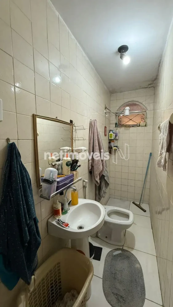 Casa para Venda com 8 quartos no bairro Vila Guilhermina