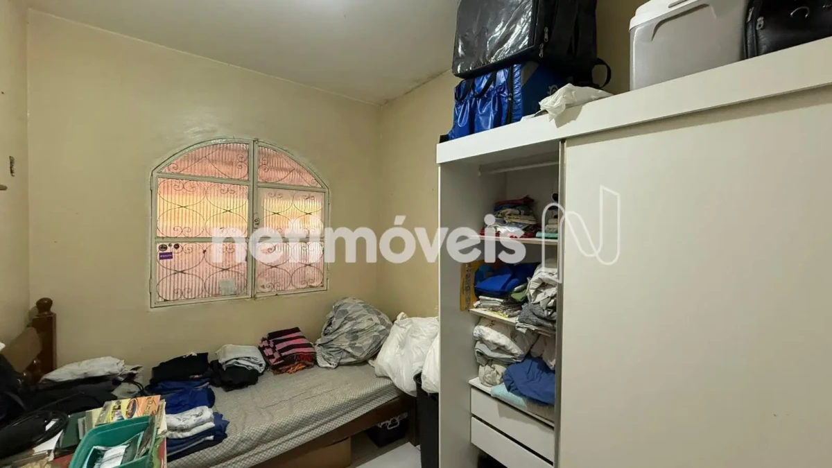 Casa para Venda com 8 quartos no bairro Vila Guilhermina