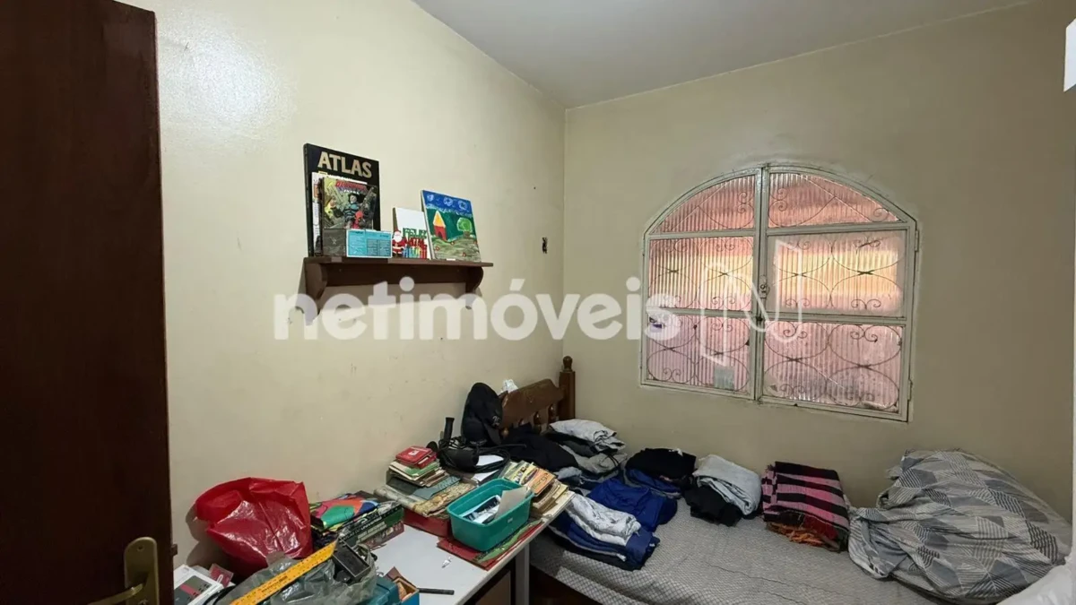 Casa para Venda com 8 quartos no bairro Vila Guilhermina