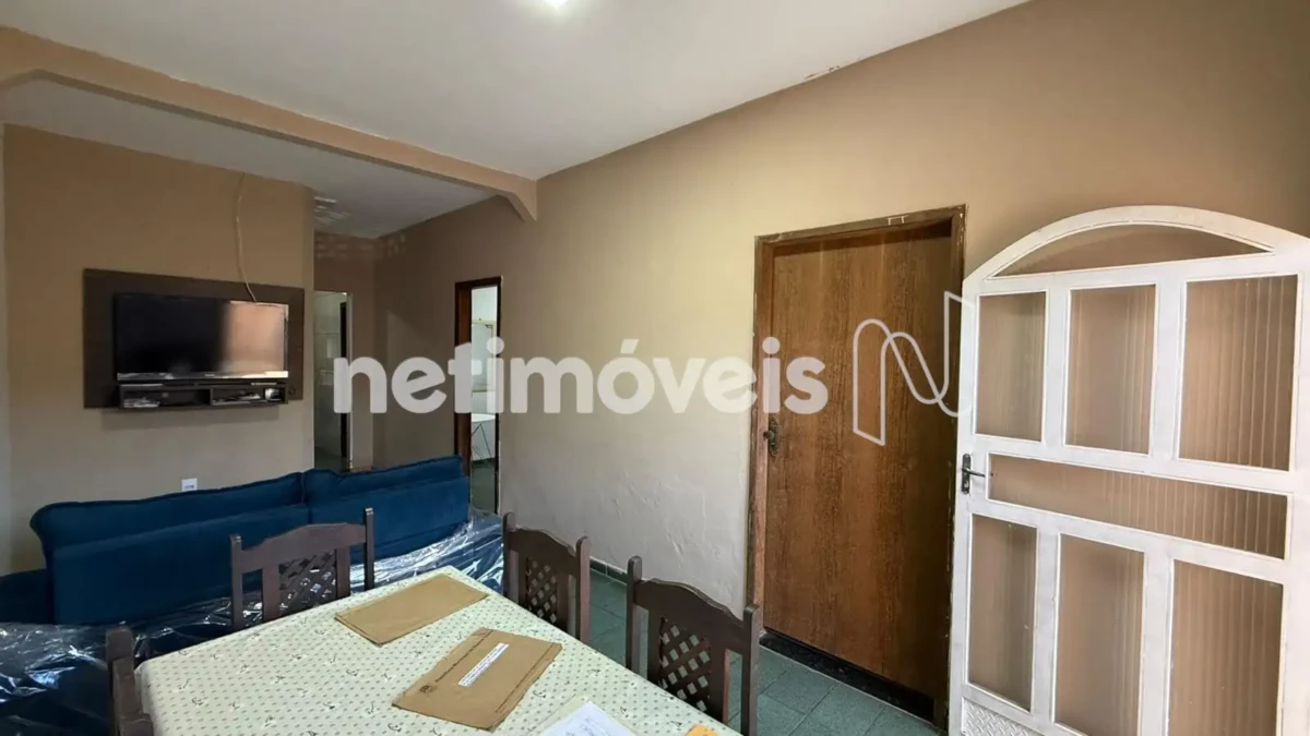 Casa para Venda com 3 quartos no bairro Delfino Magalhães