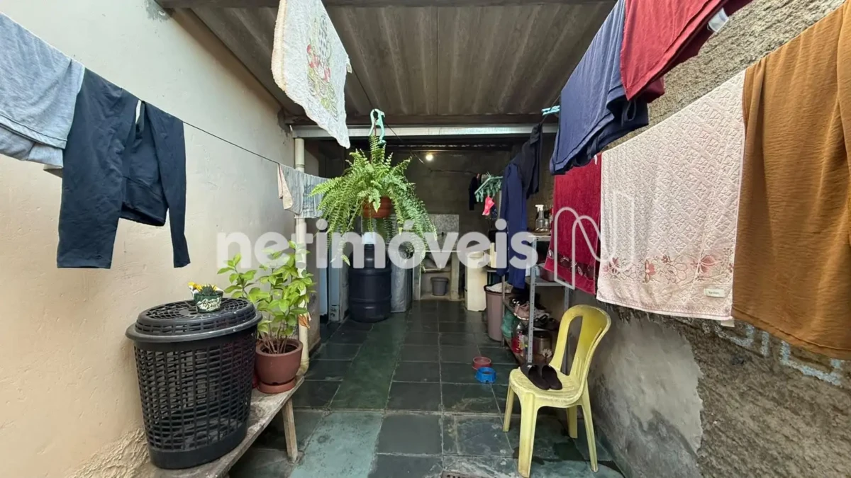 Casa para Venda com 3 quartos no bairro Delfino Magalhães