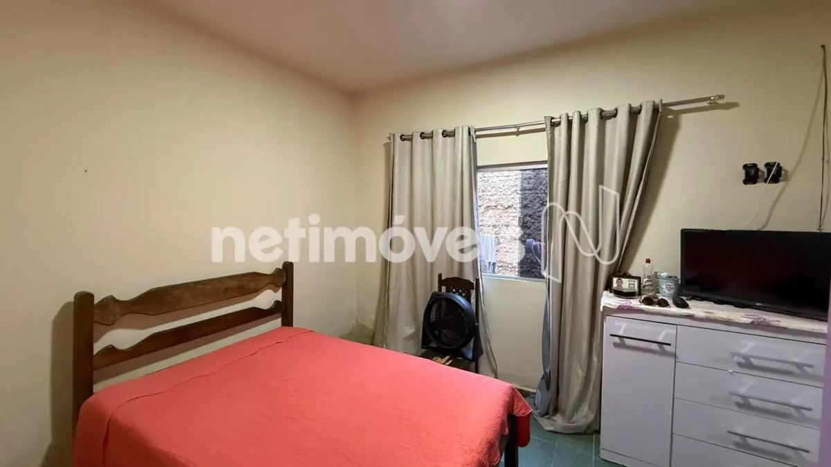 Casa para Venda com 3 quartos no bairro Delfino Magalhães