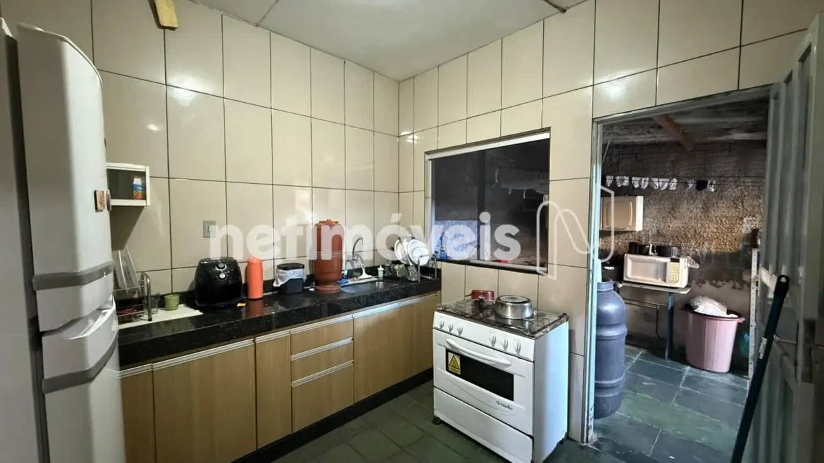 Casa para Venda com 3 quartos no bairro Delfino Magalhães
