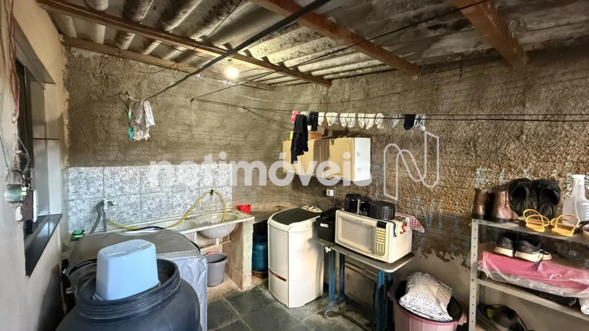 Casa para Venda com 3 quartos no bairro Delfino Magalhães