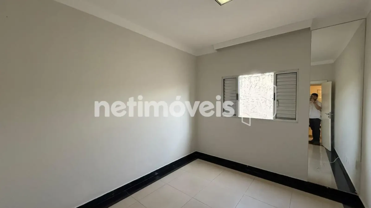 Casa para Venda com 3 quartos no bairro Esplanada