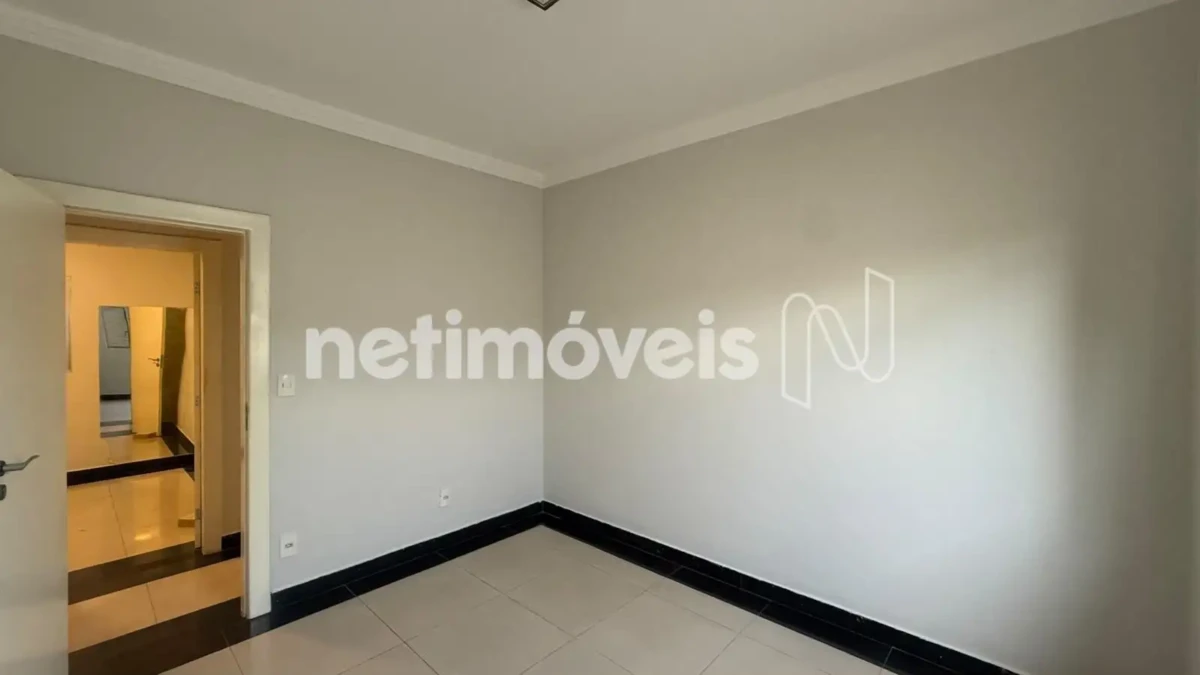 Casa para Venda com 3 quartos no bairro Esplanada