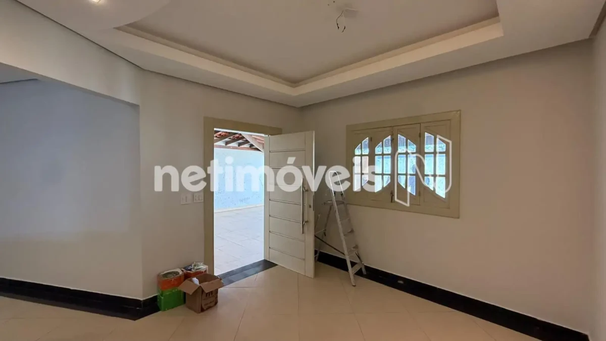 Casa para Venda com 3 quartos no bairro Esplanada