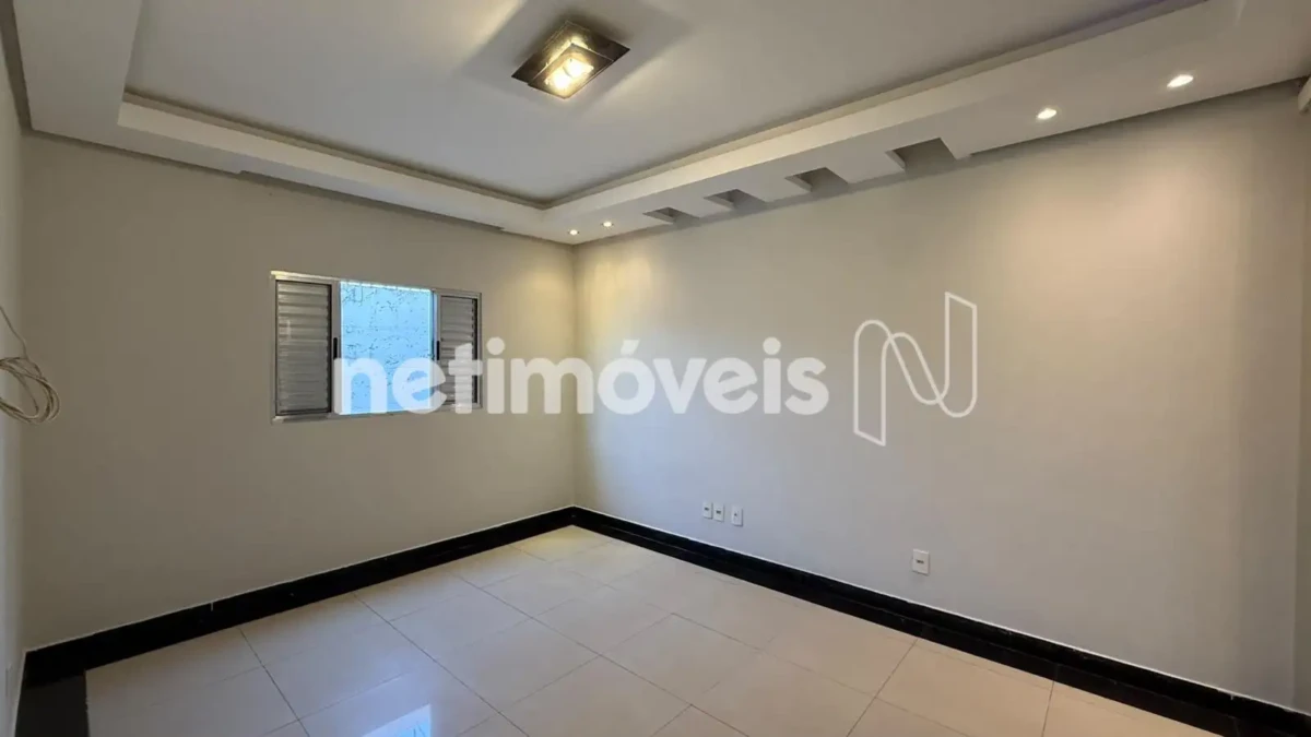 Casa para Venda com 3 quartos no bairro Esplanada