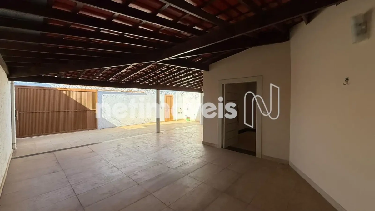Casa para Venda com 3 quartos no bairro Esplanada