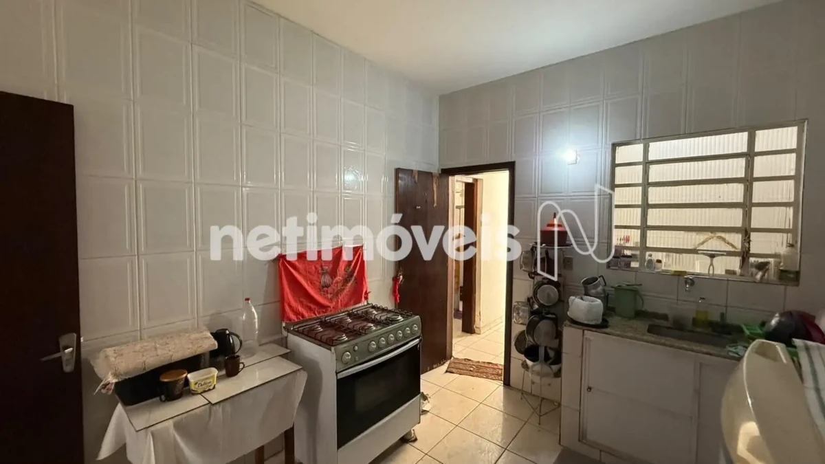 Casa para Venda com 2 quartos no bairro Centro