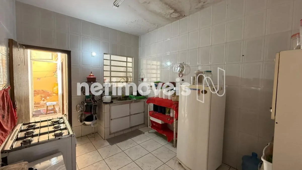 Casa para Venda com 2 quartos no bairro Centro