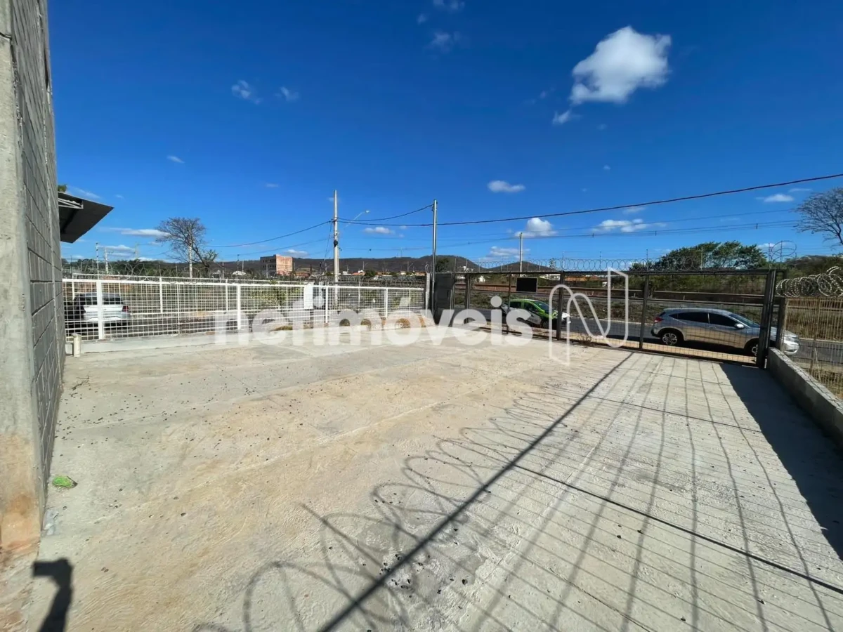 Galpão para Venda com área de 362 m² no bairro Chácara Recanto dos Araçás