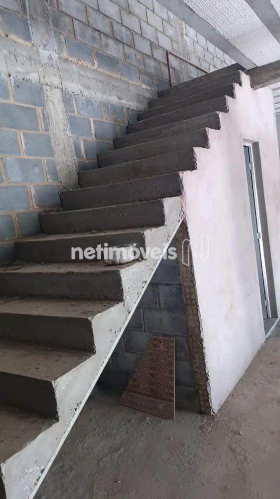 Galpão para Venda com área de 362 m² no bairro Chácara Recanto dos Araçás