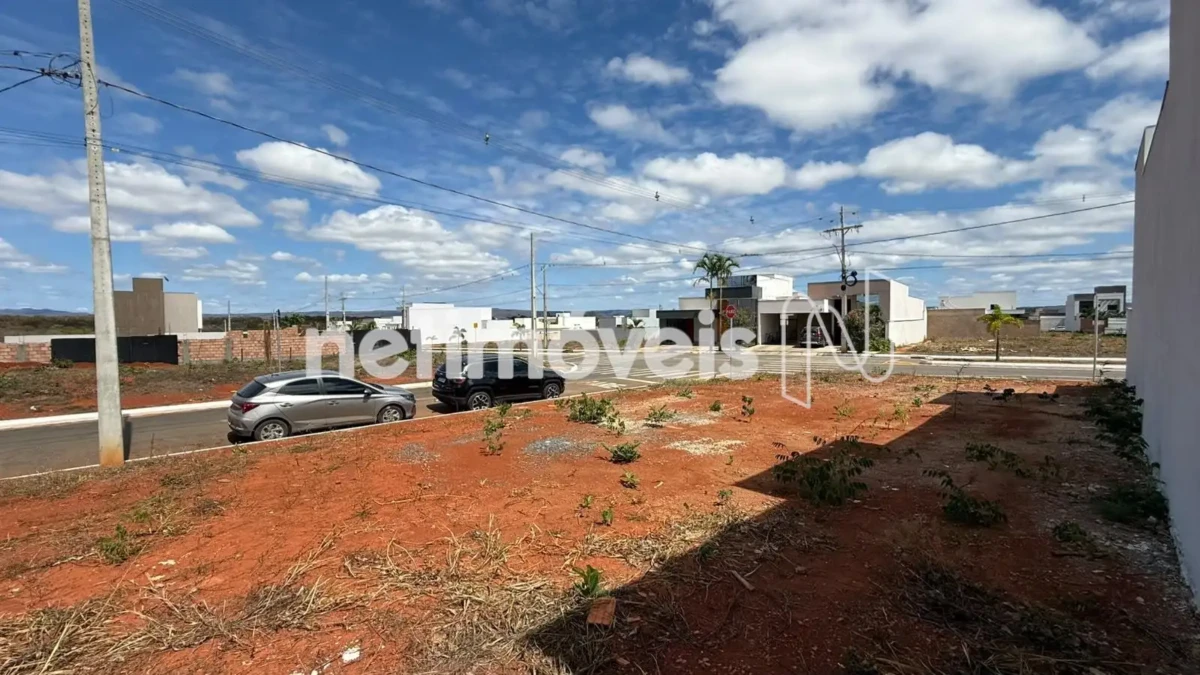 Lote para Venda com área de 207.67 m² no bairro Vila Segura