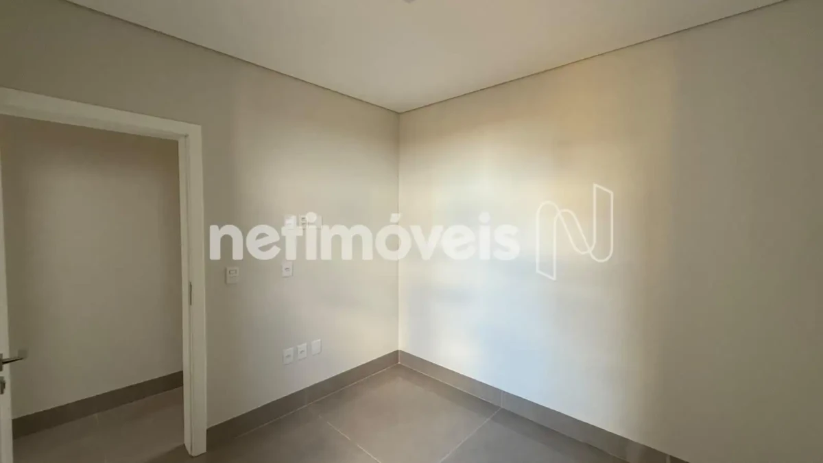 Casa para Venda no bairro Vila Segura