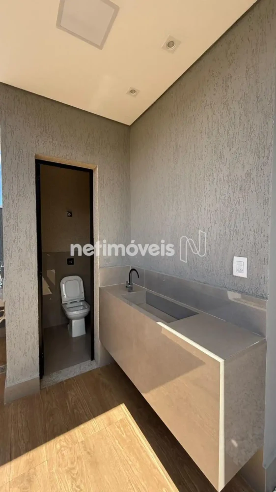Casa para Venda no bairro Vila Segura