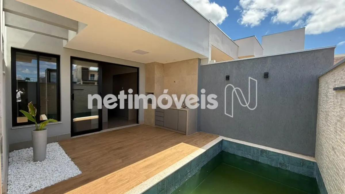 Casa para Venda no bairro Vila Segura
