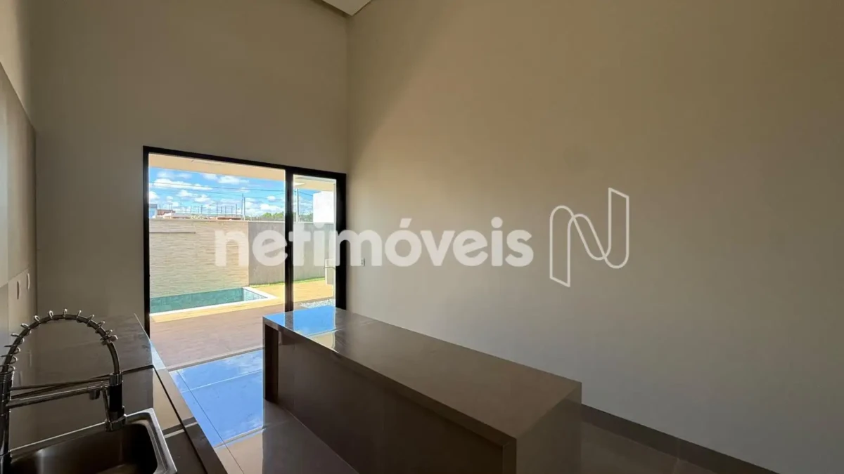 Casa para Venda no bairro Vila Segura