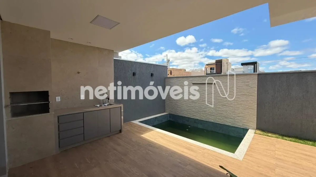Casa para Venda no bairro Vila Segura