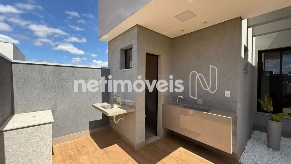 Casa para Venda no bairro Vila Segura