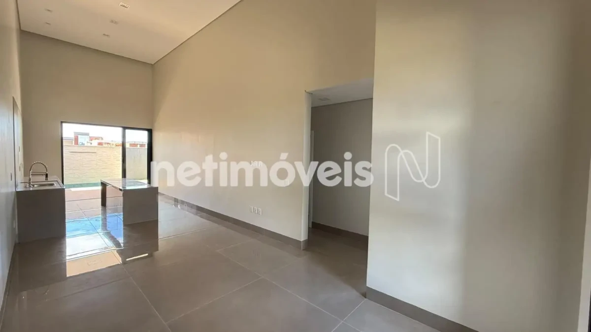Casa para Venda no bairro Vila Segura