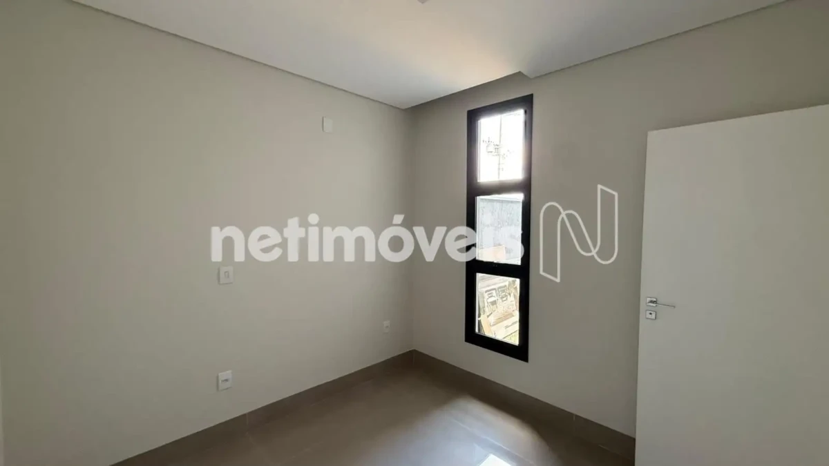 Casa para Venda no bairro Vila Segura