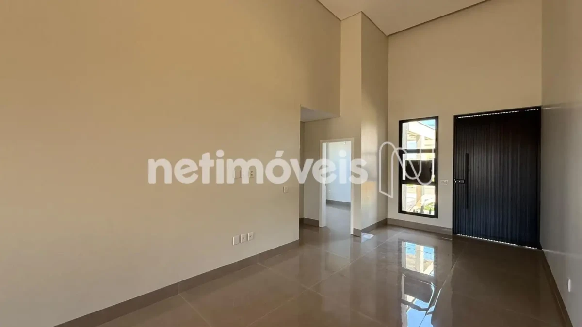 Casa para Venda no bairro Vila Segura