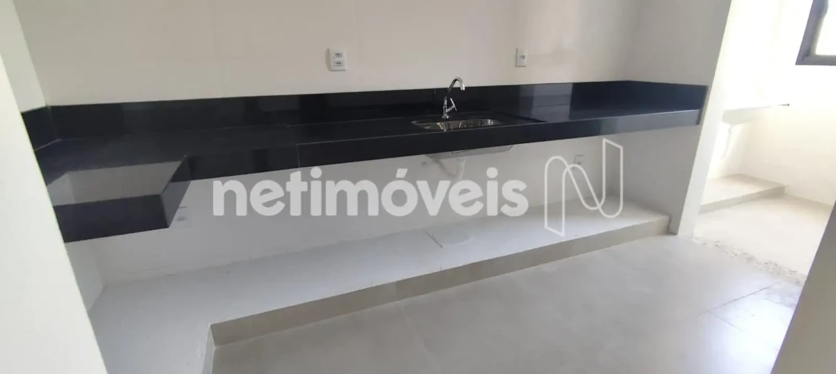 Apartamento para Venda com 2 quartos no bairro Cândida Câmara