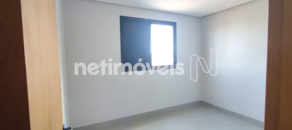 Apartamento para Venda com 2 quartos no bairro Cândida Câmara