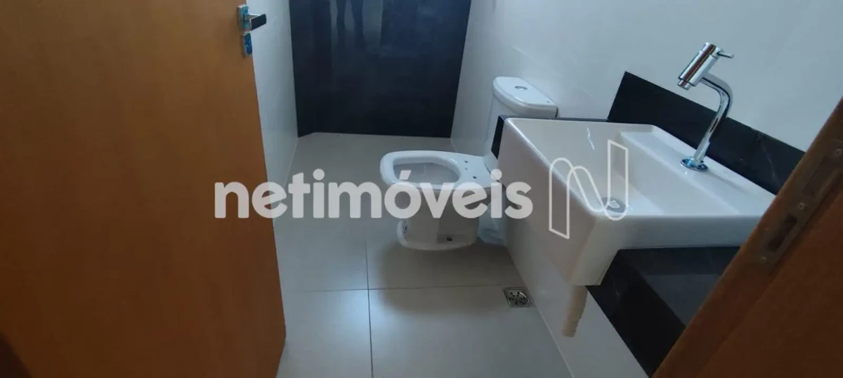 Apartamento para Venda com 2 quartos no bairro Cândida Câmara