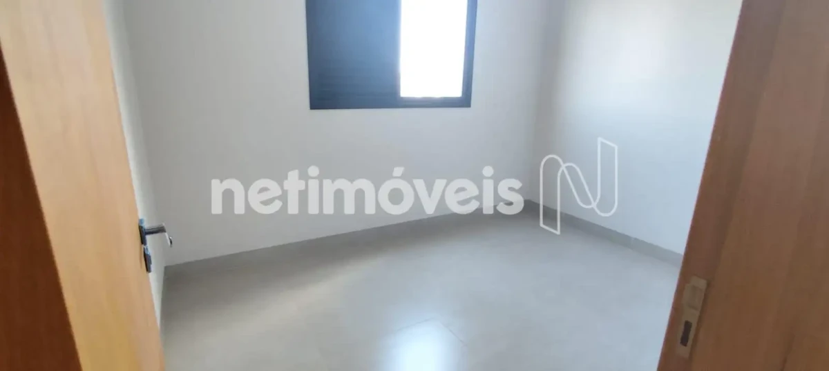Apartamento para Venda com 2 quartos no bairro Cândida Câmara