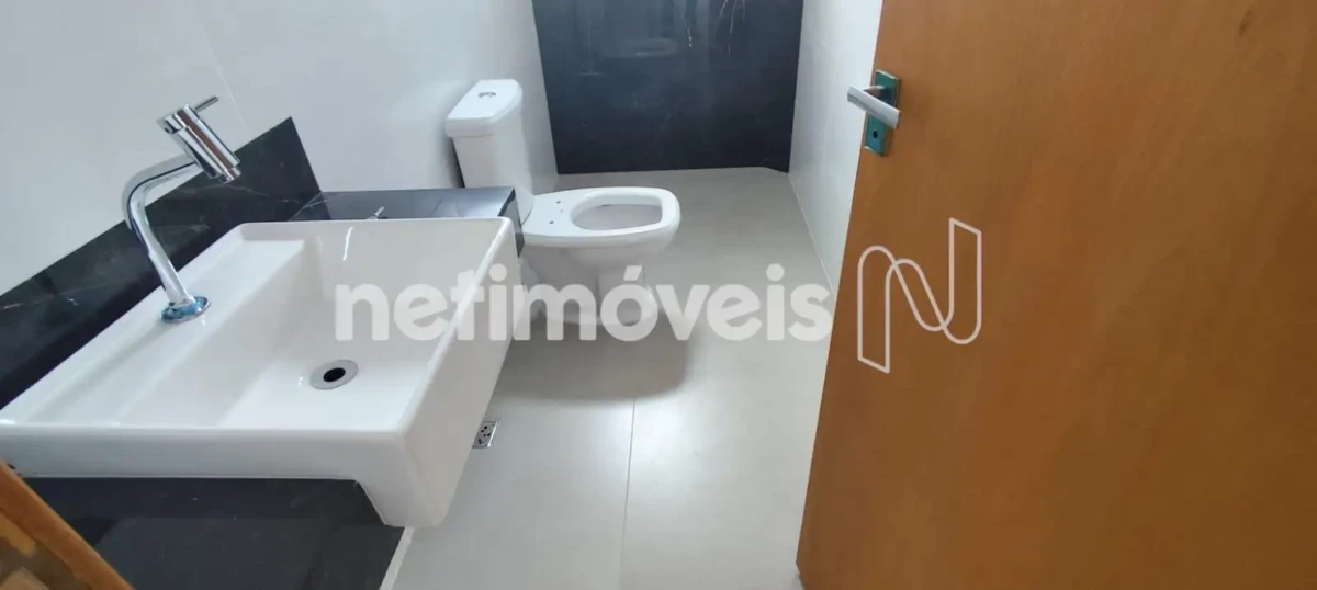 Apartamento para Venda com 2 quartos no bairro Cândida Câmara
