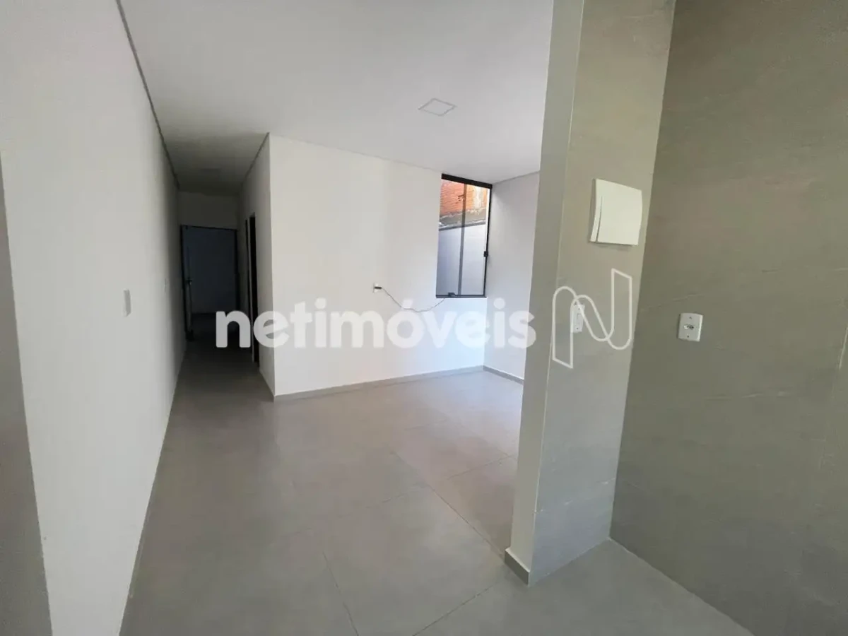 Casa para Venda com 2 quartos no bairro Delfino Magalhães