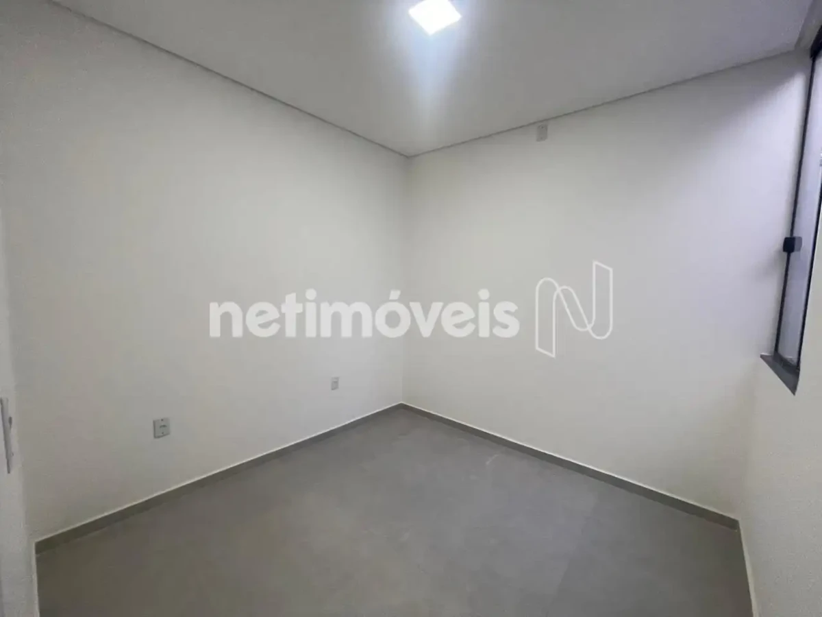 Casa para Venda com 2 quartos no bairro Delfino Magalhães