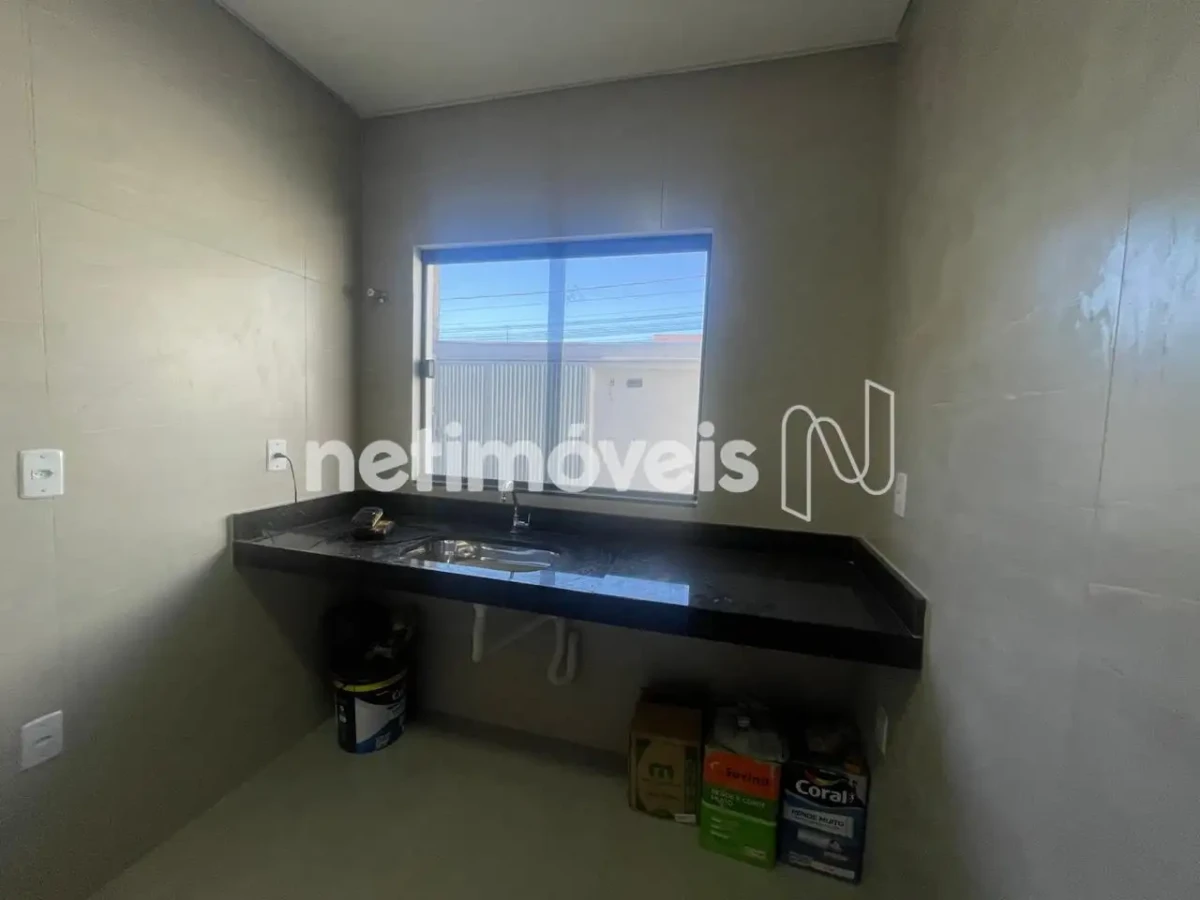Casa para Venda com 2 quartos no bairro Delfino Magalhães