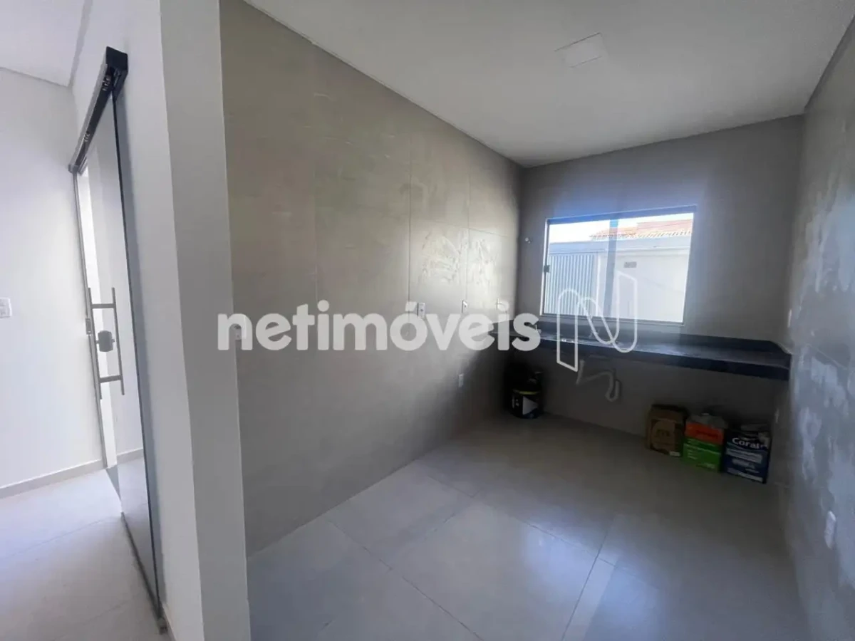Casa para Venda com 2 quartos no bairro Delfino Magalhães
