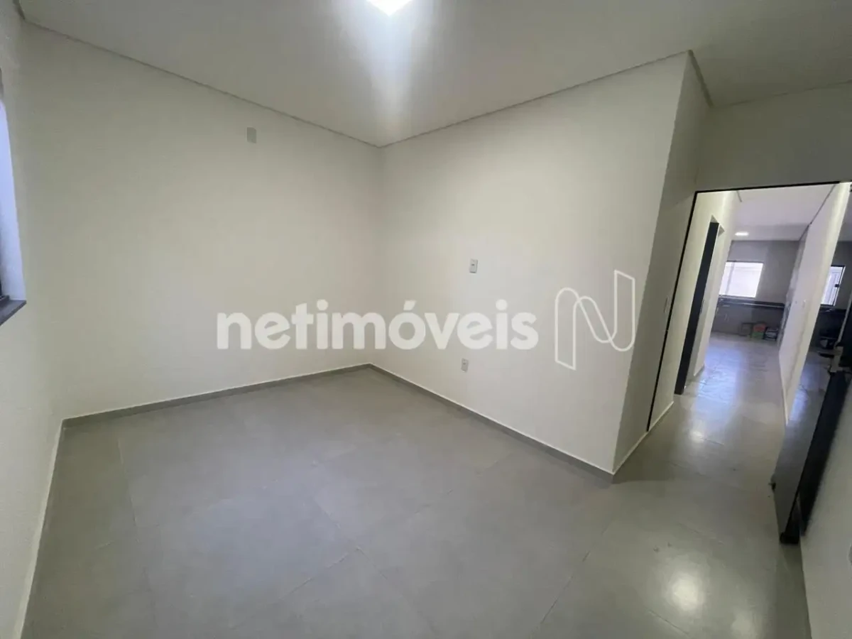 Casa para Venda com 2 quartos no bairro Delfino Magalhães
