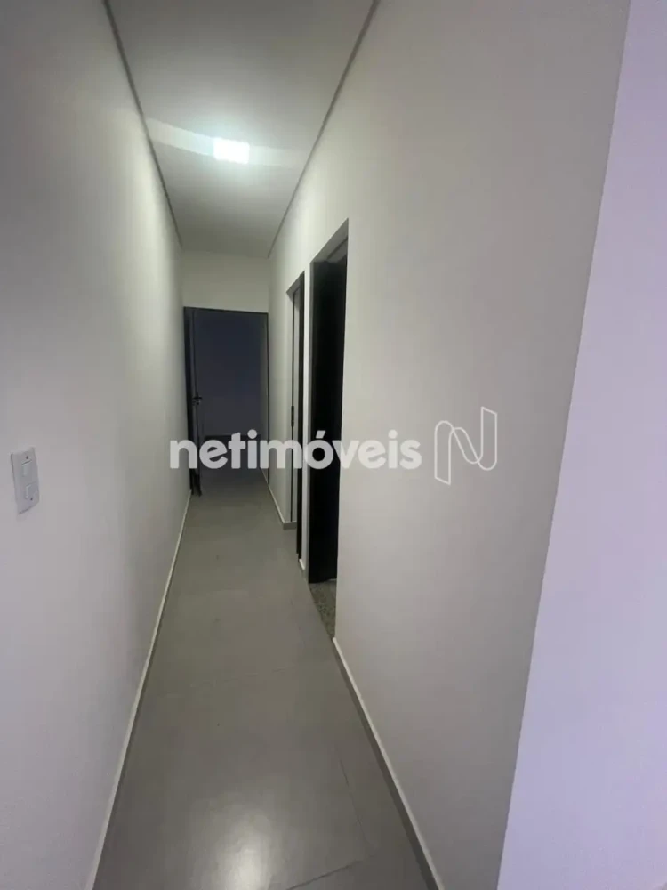 Casa para Venda com 2 quartos no bairro Delfino Magalhães