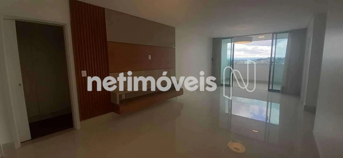 Apartamento para Venda com 4 quartos no bairro Cândida Câmara