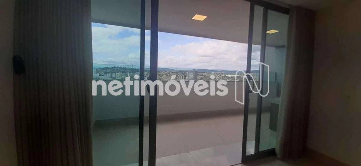 Apartamento para Venda com 4 quartos no bairro Cândida Câmara